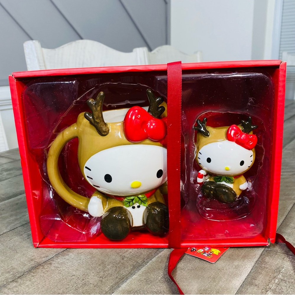 Blue Sky Clayworks Hello Kitty Christmas Reindeer Mug & Figurine Gift Set - Picture 1 of 4